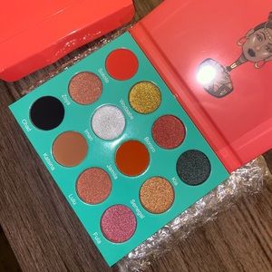 NEW - Juvia’s Place The Saharan Eyeshadow Palette